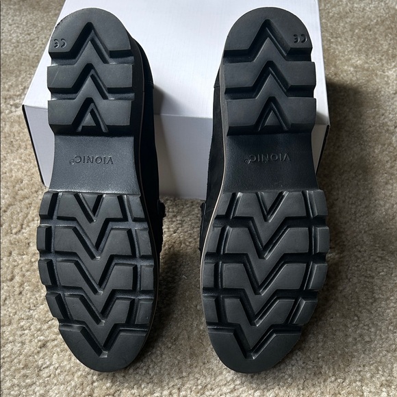 Vionic Cheryl Faux Fur Black Loafers - Picture 3 of 9